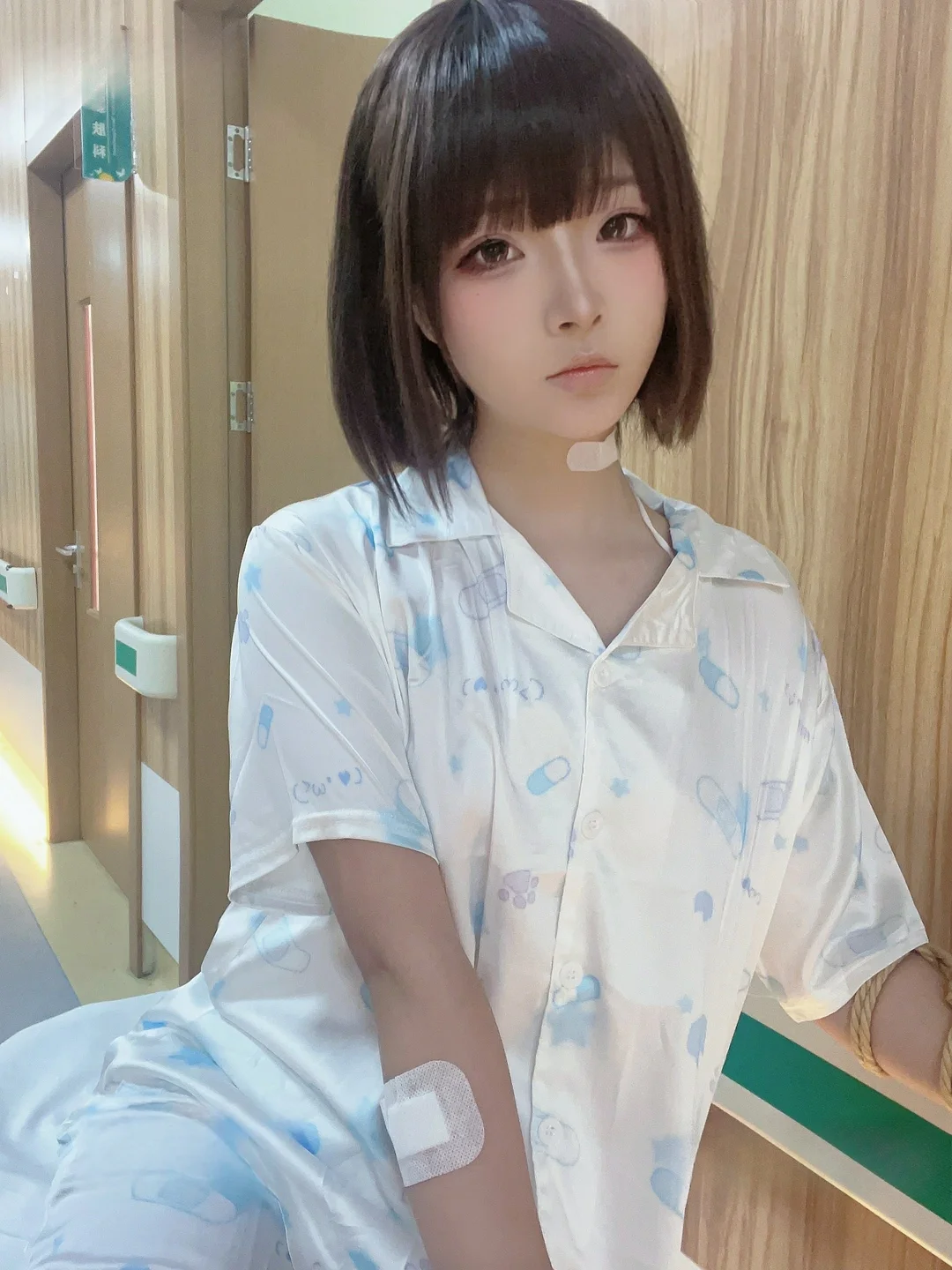 yuuhui玉汇 - 生病的妹妹 [37P,2V-234MB] tg@simisebaisi 【丝足阁】003.webp